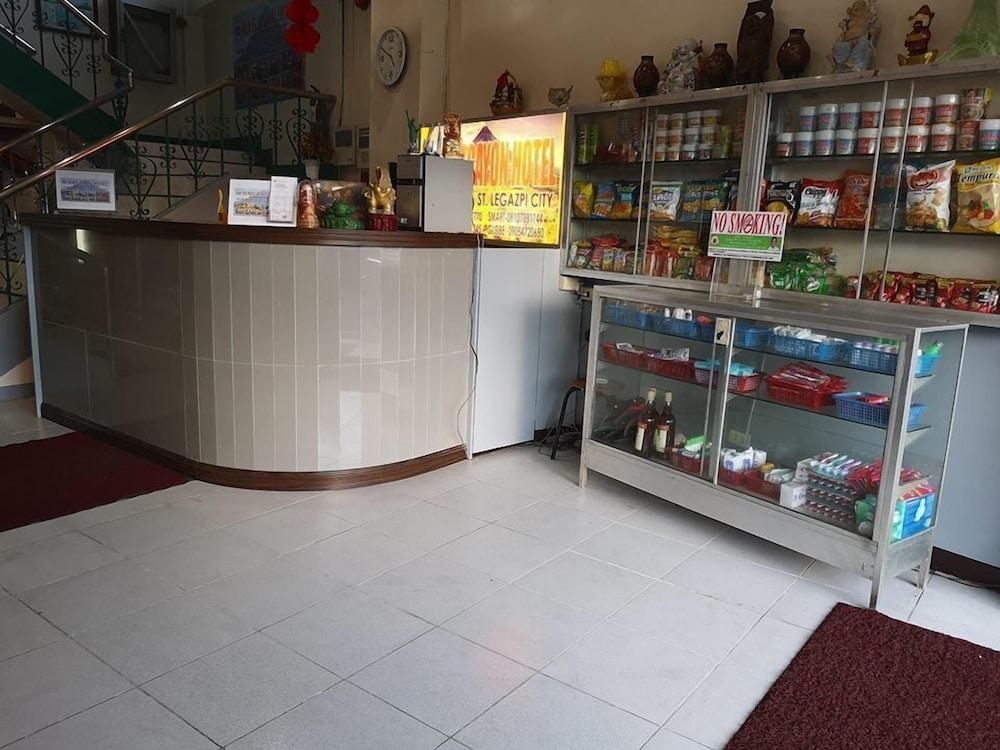 Magayon Hotel Legazpi Dış mekan fotoğraf