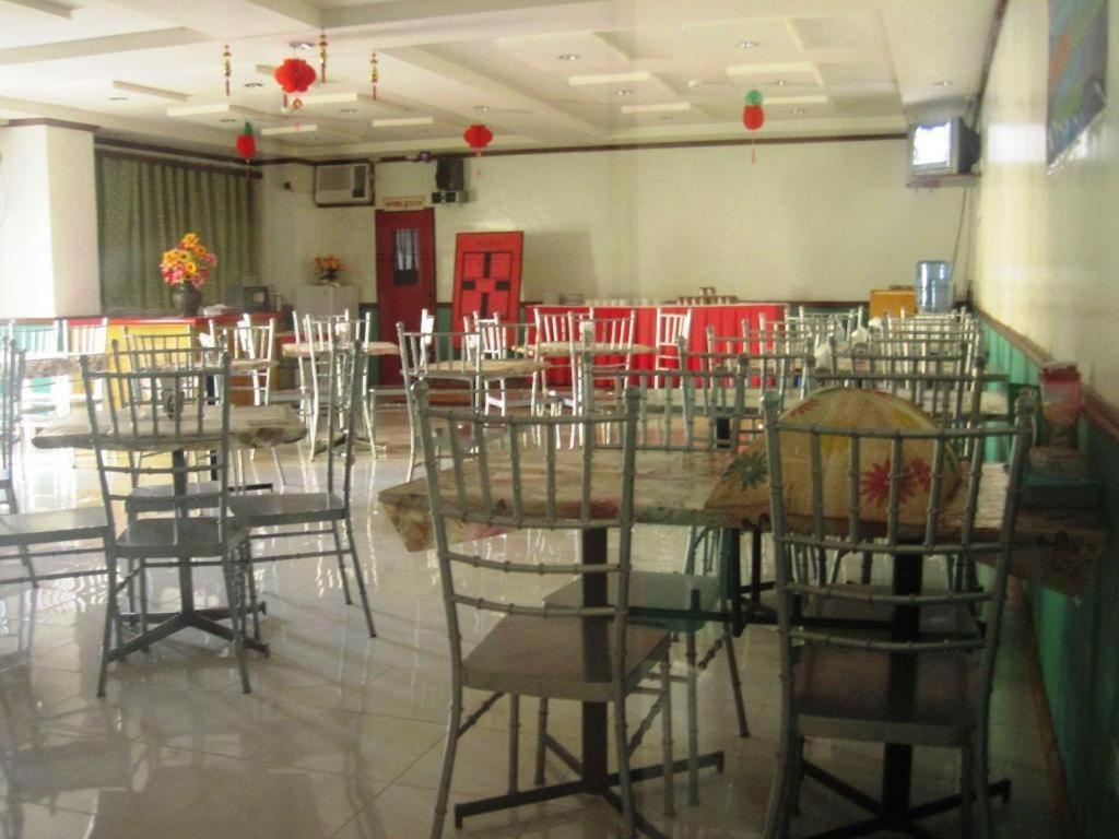 Magayon Hotel Legazpi Dış mekan fotoğraf