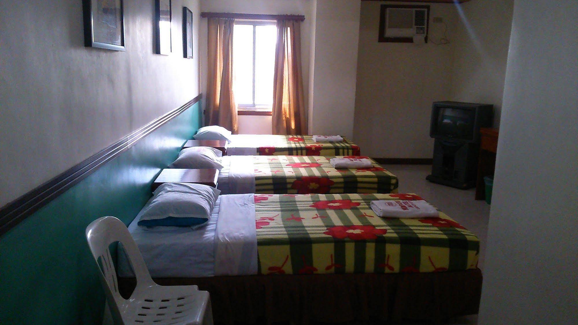 Magayon Hotel Legazpi Dış mekan fotoğraf