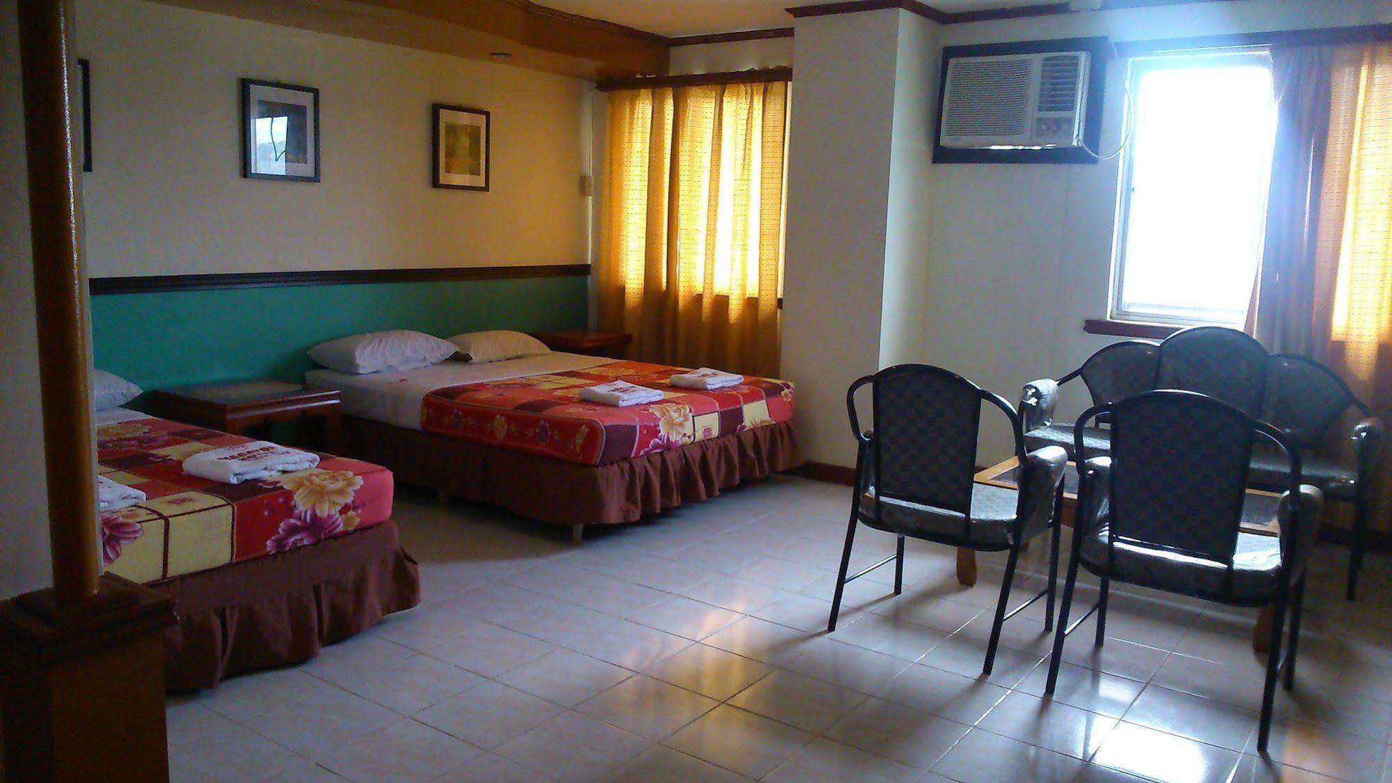Magayon Hotel Legazpi Dış mekan fotoğraf